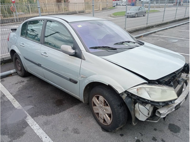 renault megane ii classic berlina del año 2004