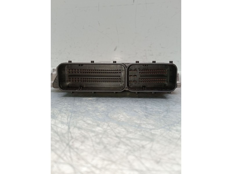 Recambio de centralita motor uce para bmw 1 (e87) 118 d referencia OEM IAM 0281011631 7795844 1039s06340