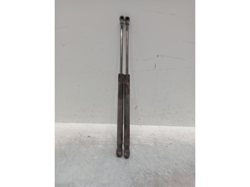 Recambio de amortiguadores maletero / porton para bmw 1 (e87) 118 d referencia OEM IAM 51247060622  
