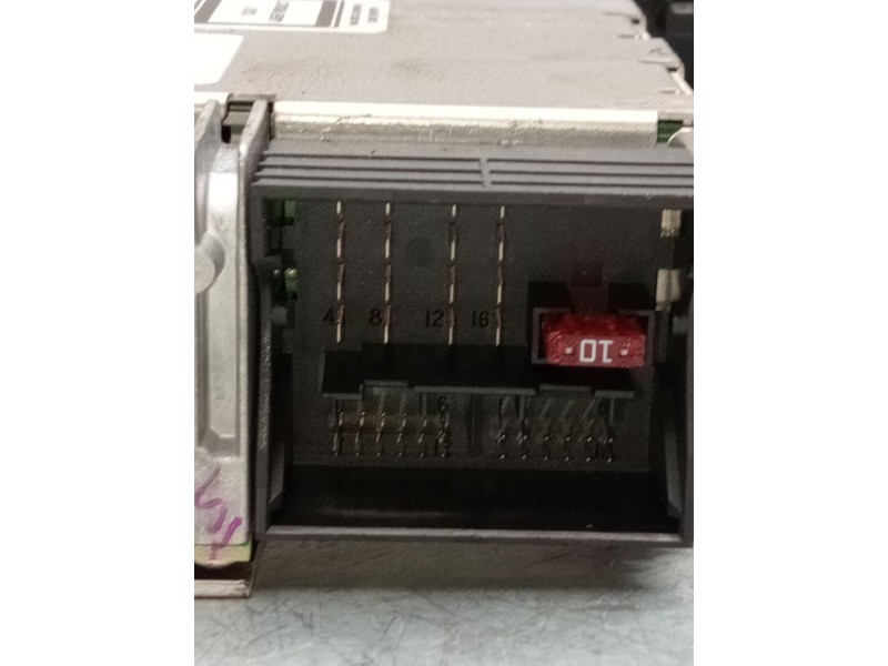 Recambio de sistema audio / radio cd para bmw 1 (e87) 118 d referencia OEM IAM 6952296 058390 6952296011  