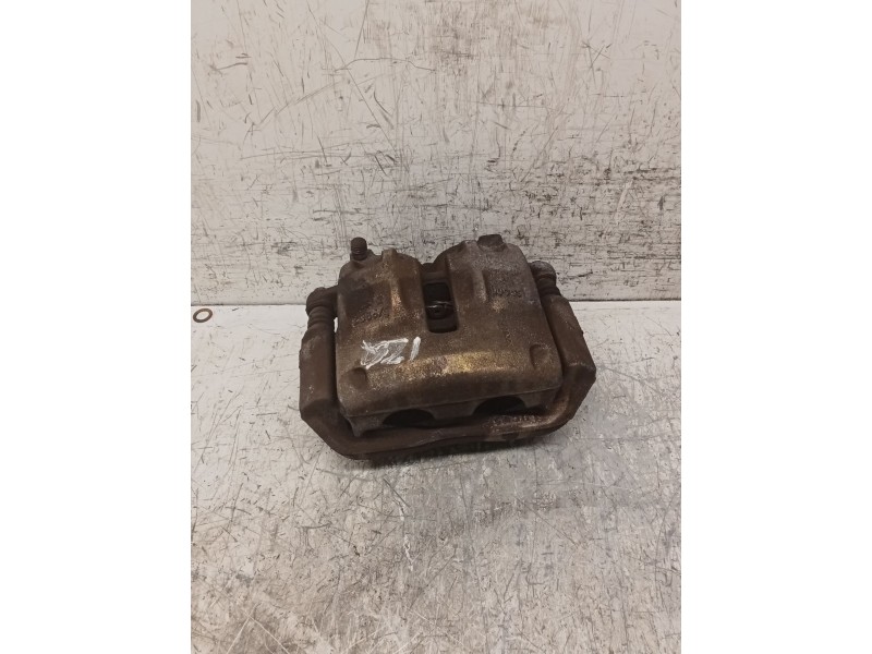 Recambio de pinza freno delantera izquierda para land rover discovery ii (l318) 2.5 td5 4x4 referencia OEM IAM   