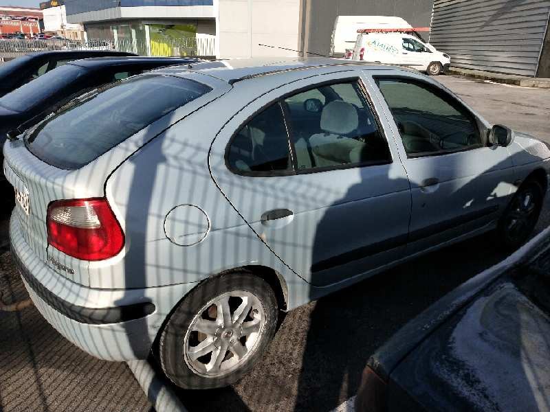 renault megane i fase 2 berlina (ba0) del año 2000