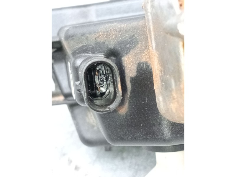 Recambio de faro antiniebla derecho para jaguar f-pace referencia OEM IAM 190448 190252 1058002r  