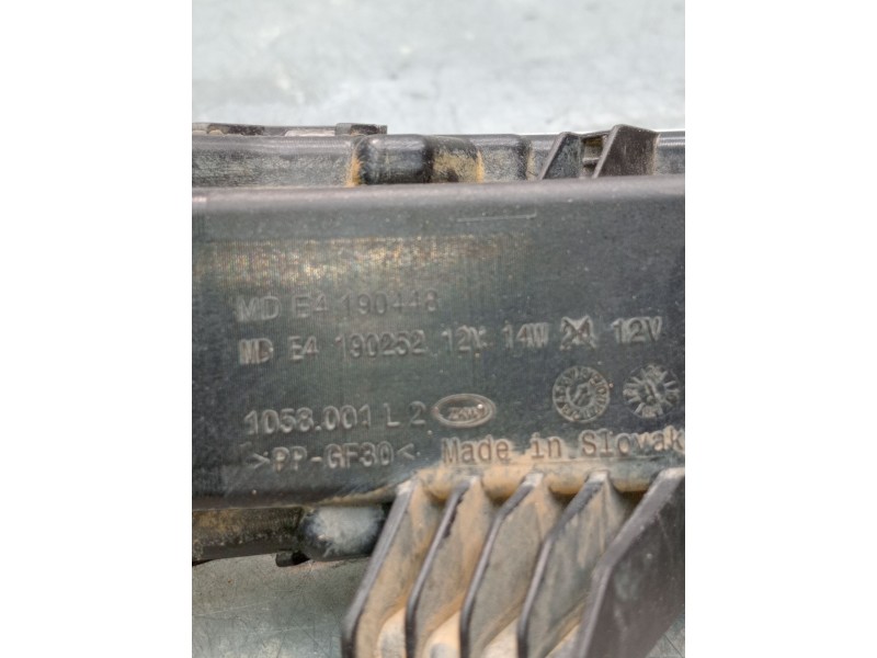 Recambio de faro antiniebla izquierdo para jaguar f-pace referencia OEM IAM 1058001l2 190448  