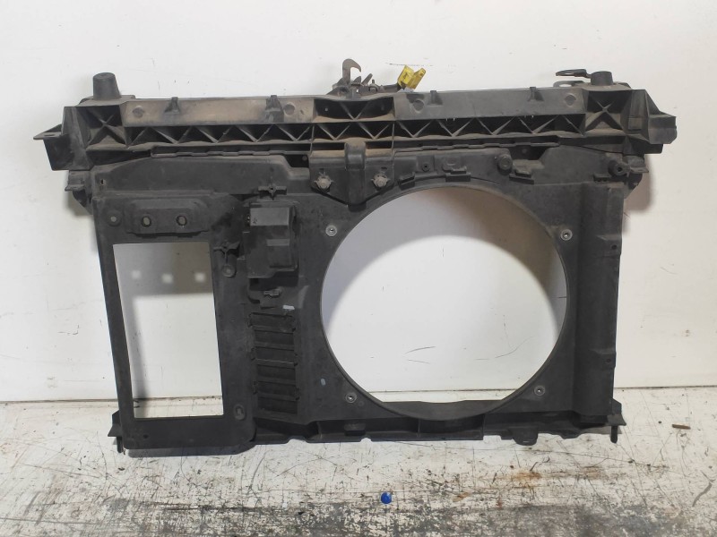 Recambio de panel frontal para peugeot partner kombi active referencia OEM IAM   