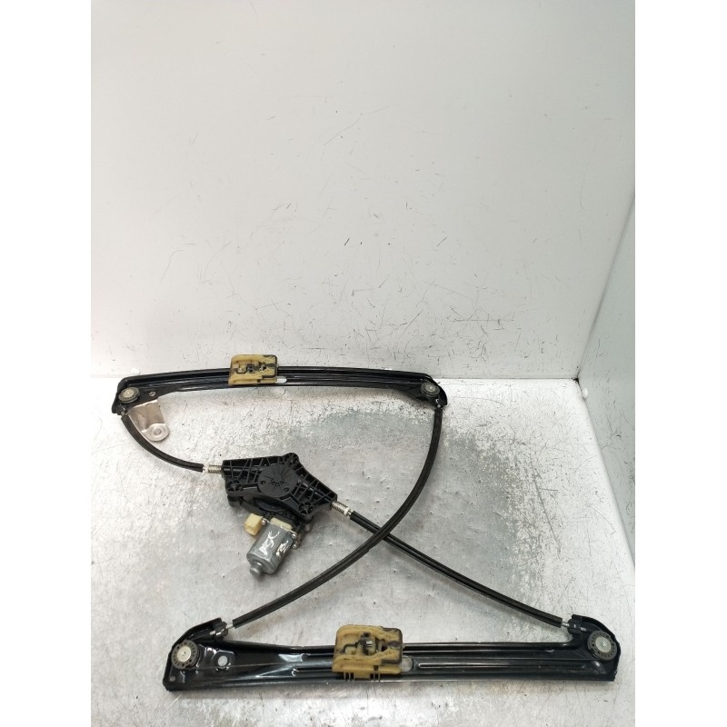 Recambio de elevalunas delantero izquierdo para volkswagen golf vii (5g1, bq1, be1, be2) 2.0 tdi referencia OEM IAM 5G4837461F  