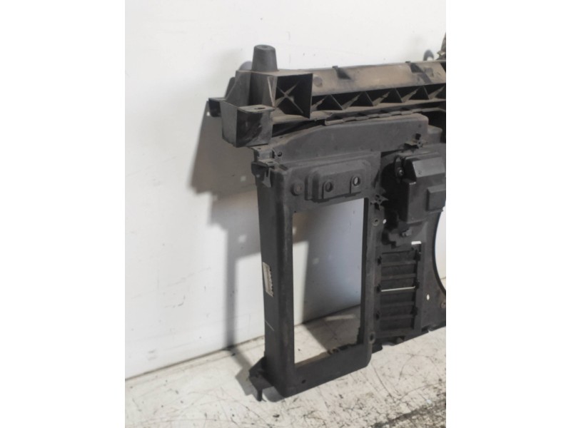 Recambio de panel frontal para peugeot partner kombi active referencia OEM IAM   