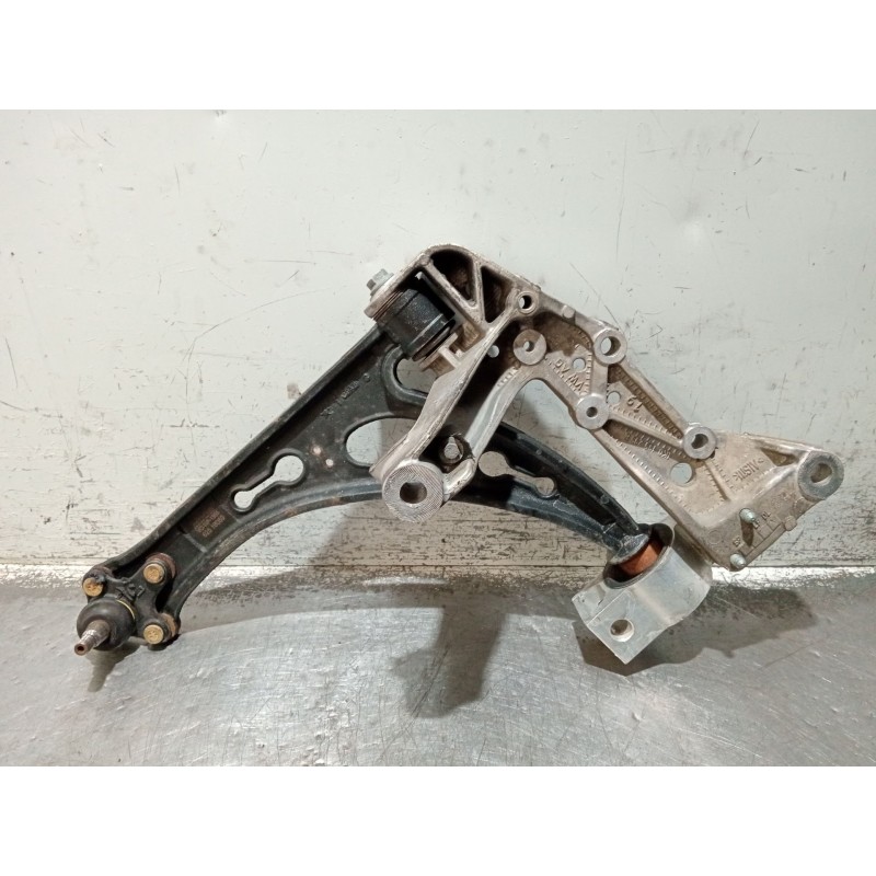 Recambio de brazo suspension inferior delantero izquierdo para volkswagen golf plus v (5m1, 521) 2.0 tdi 16v referencia OEM IAM 