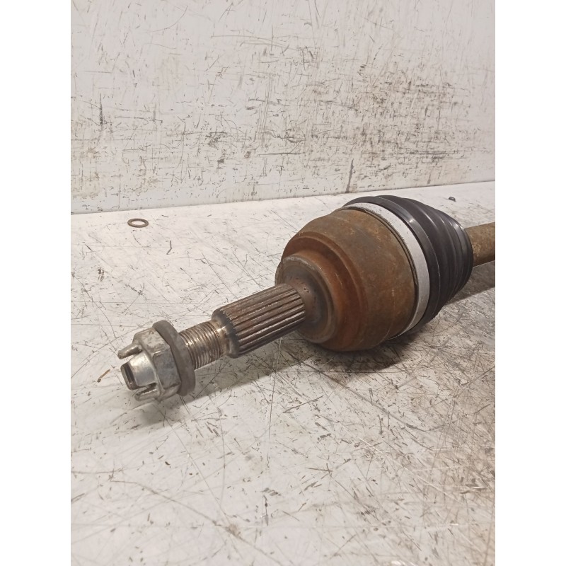 Recambio de transmision delantera izquierda para renault scénic ii (jm0/1_) 1.5 dci (jm1e, jm16) referencia OEM IAM 330413  