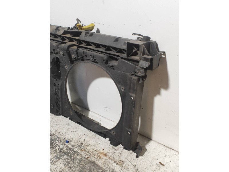 Recambio de panel frontal para peugeot partner kombi active referencia OEM IAM   