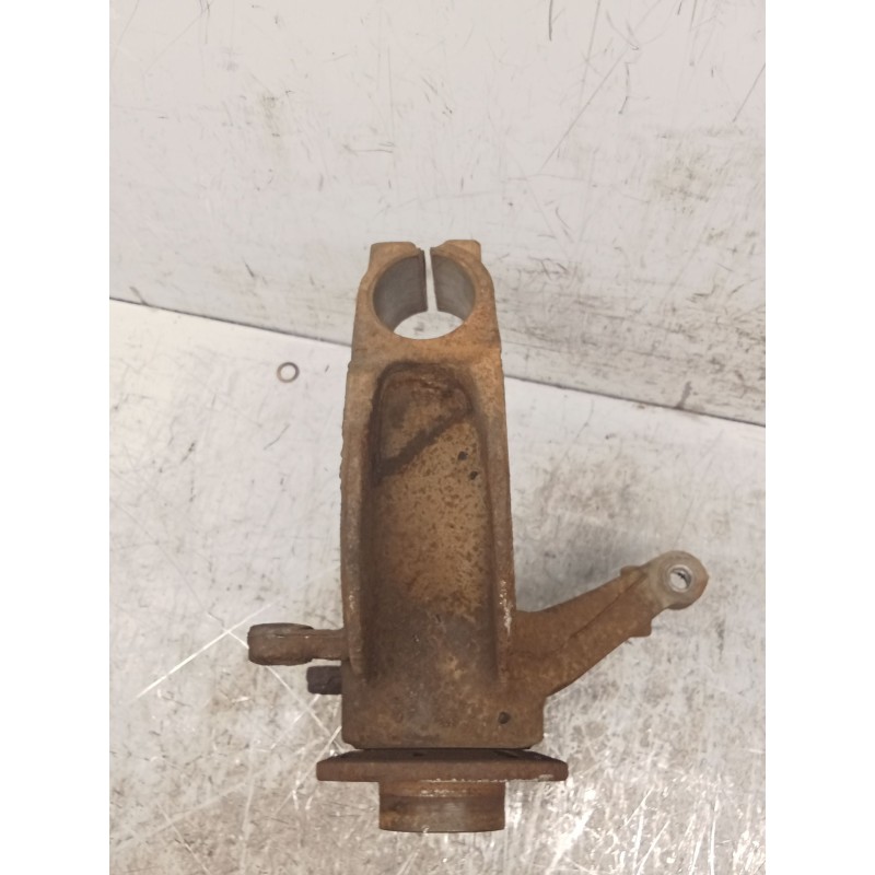 Recambio de mangueta delantera izquierda para renault scénic ii (jm0/1_) 1.5 dci (jm1e, jm16) referencia OEM IAM   