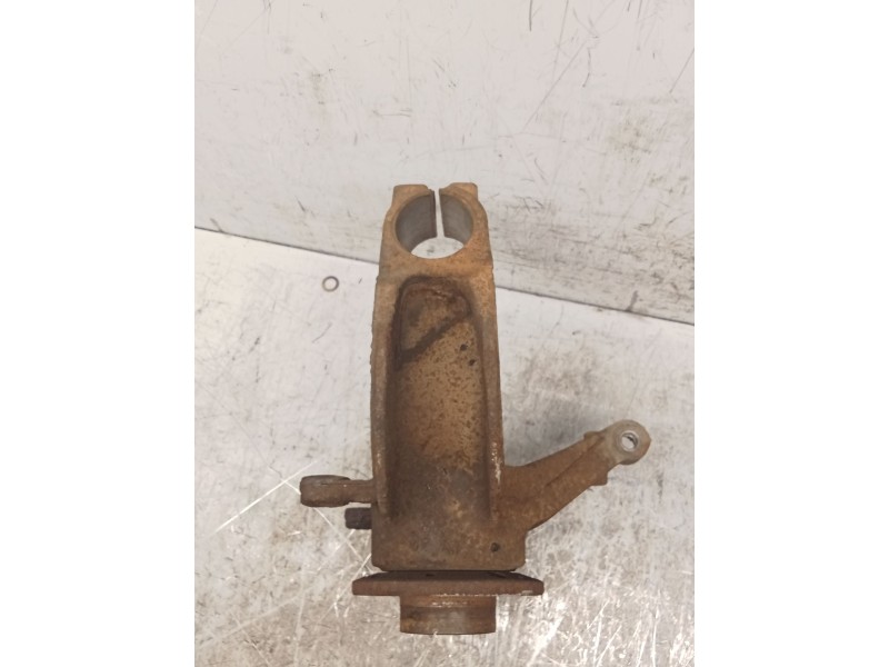 Recambio de mangueta delantera izquierda para renault scénic ii (jm0/1_) 1.5 dci (jm1e, jm16) referencia OEM IAM   