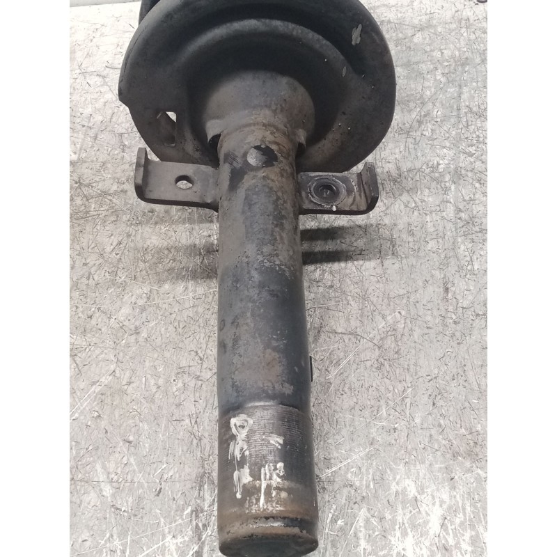 Recambio de amortiguador delantero izquierdo para renault scénic ii (jm0/1_) 1.5 dci (jm1e, jm16) referencia OEM IAM   