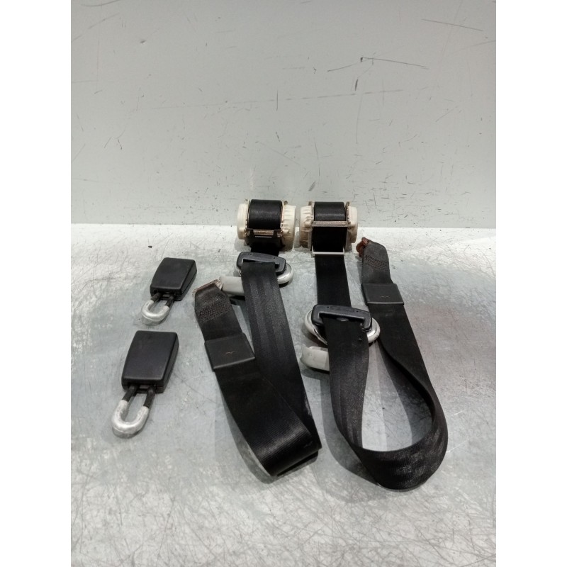 Recambio de juego cinturones trasero para volkswagen caddy iii furgoneta/monovolumen (2ka, 2kh, 2ca, 2ch) 2.0 sdi referencia OEM