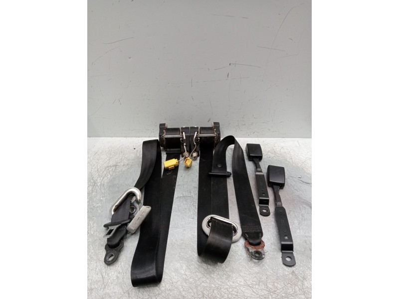 Recambio de juego cinturones delantero para volkswagen caddy iii furgoneta/monovolumen (2ka, 2kh, 2ca, 2ch) 2.0 sdi referencia O