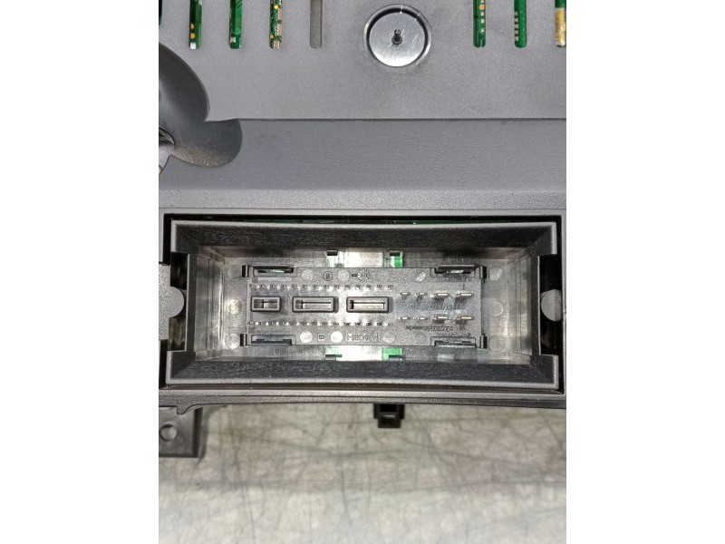 Recambio de cuadro instrumentos para volkswagen caddy iii furgoneta/monovolumen (2ka, 2kh, 2ca, 2ch) 2.0 sdi referencia OEM IAM 