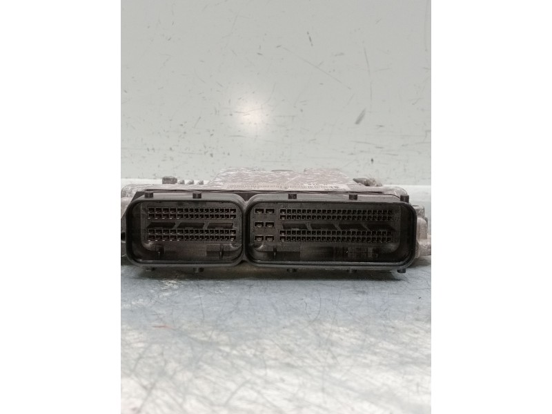 Recambio de centralita motor uce para volkswagen caddy iii furgoneta/monovolumen (2ka, 2kh, 2ca, 2ch) 2.0 sdi referencia OEM IAM