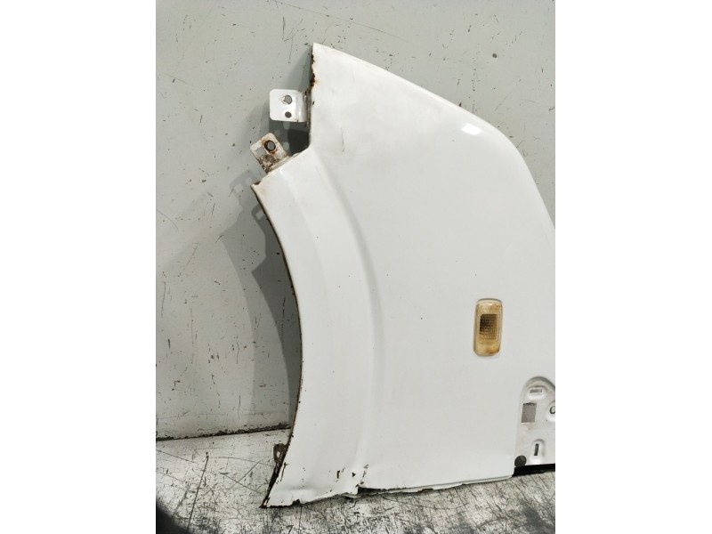 Recambio de aleta delantera izquierda para dfsk c35 furgoneta 1.5 referencia OEM IAM   ver fotos