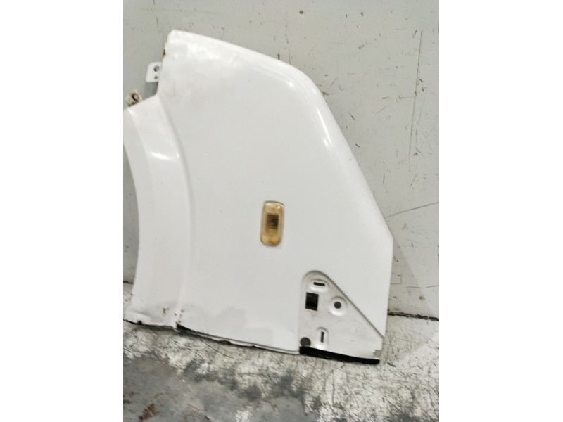 Recambio de aleta delantera izquierda para dfsk c35 furgoneta 1.5 referencia OEM IAM   ver fotos