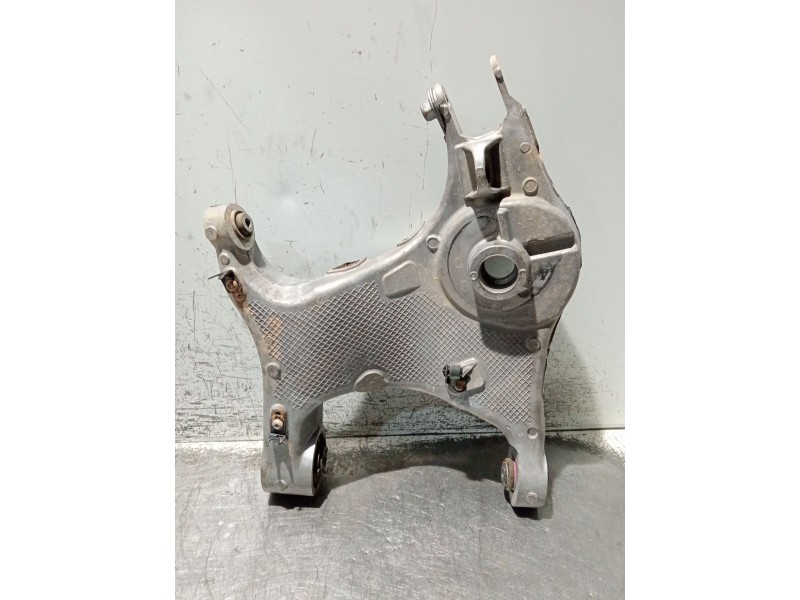 Recambio de brazo suspension inferior trasero derecho para jaguar f-pace referencia OEM IAM HK835B530AE  
