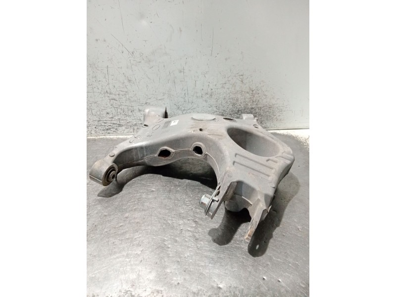 Recambio de brazo suspension inferior trasero derecho para jaguar f-pace referencia OEM IAM HK835B530AE  