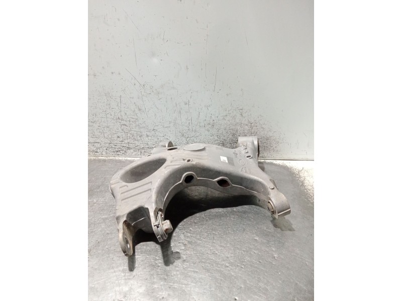 Recambio de brazo suspension inferior trasero izquierdo para jaguar f-pace referencia OEM IAM HK835B531AE  