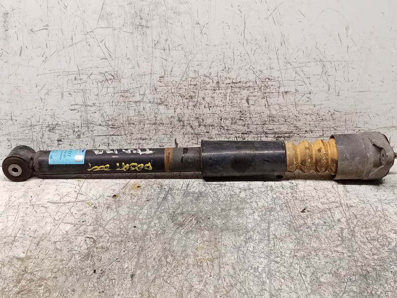 Recambio de amortiguador trasero izquierdo para volkswagen passat b5 (3b2) 1.8 t referencia OEM IAM 556277  