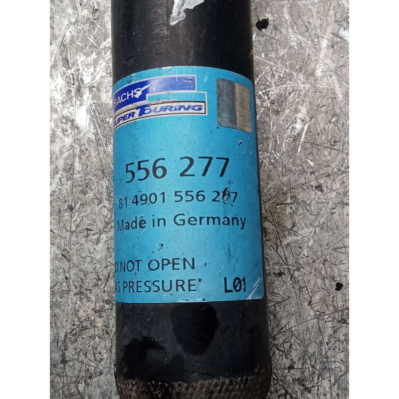 Recambio de amortiguador trasero izquierdo para volkswagen passat b5 (3b2) 1.8 t referencia OEM IAM 556277  