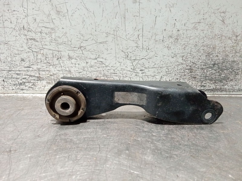 Recambio de brazo suspension inferior trasero derecho para jaguar f-pace referencia OEM IAM JLR1221443  
