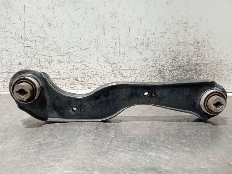 Recambio de brazo suspension superior trasero izquierdo para jaguar f-pace referencia OEM IAM HK835500AC  