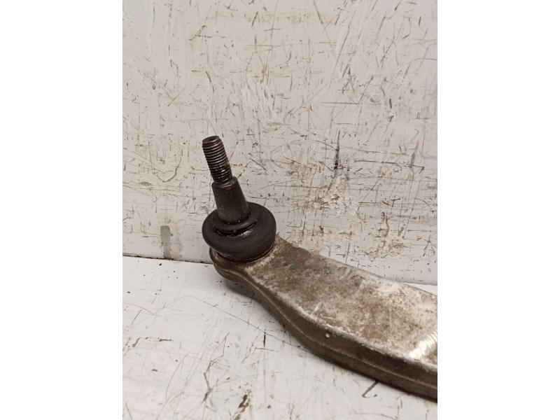 Recambio de brazo suspension inferior delantero izquierdo para volkswagen passat b5 (3b2) 1.8 t referencia OEM IAM 4D0407696J  