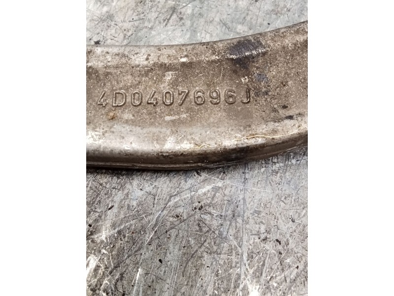 Recambio de brazo suspension inferior delantero izquierdo para volkswagen passat b5 (3b2) 1.8 t referencia OEM IAM 4D0407696J  