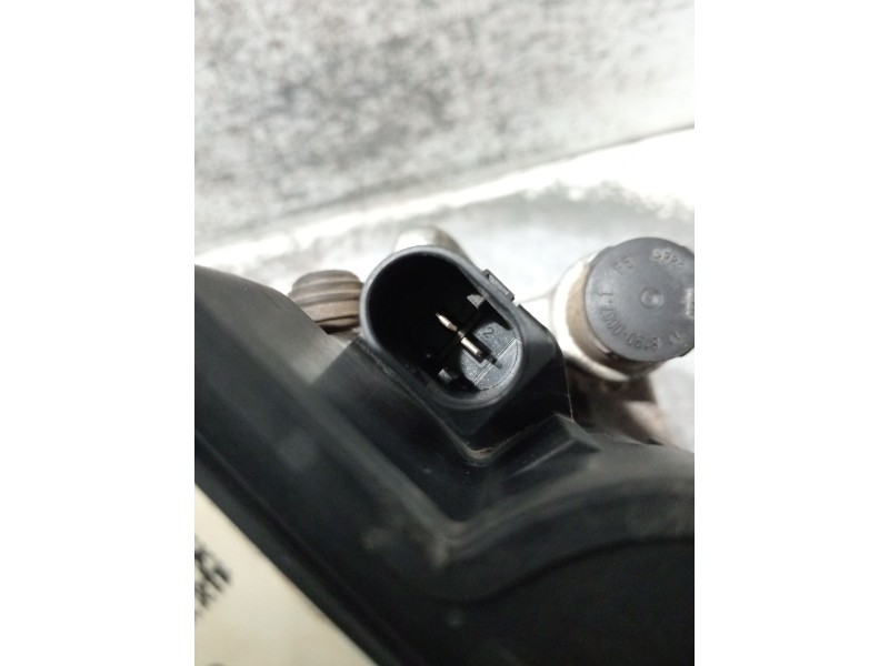 Recambio de pinza freno trasera izquierda para jaguar f-pace referencia OEM IAM GX732K328BF 2K326 A426X