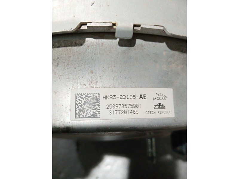 Recambio de servofreno para jaguar f-pace referencia OEM IAM HK832B195AE 250978575901 3177201489