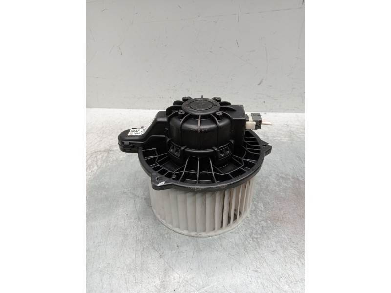 Recambio de motor calefaccion para kia sportage iv (ql, qle) 1.6 gdi referencia OEM IAM d316nffaa c7094 190515  