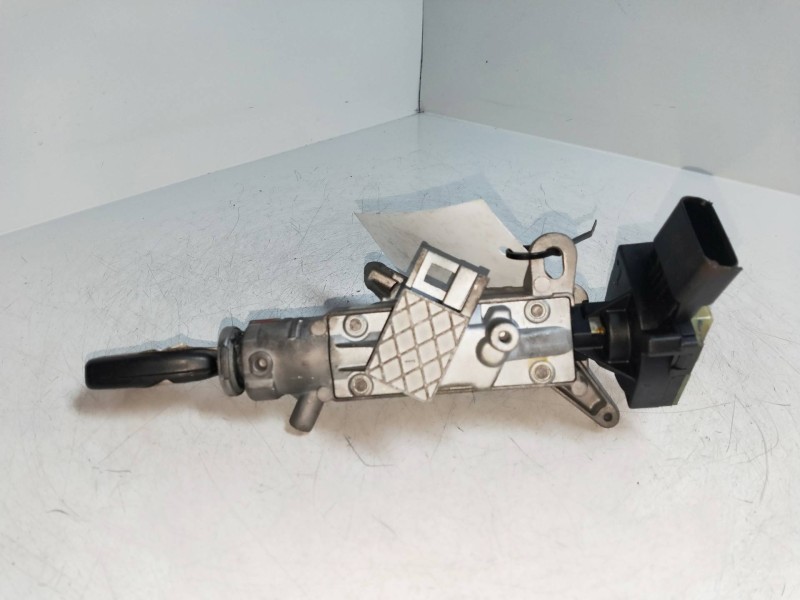 Recambio de conmutador de arranque para dodge caliber 2.0 16v crd cat referencia OEM IAM 05057297AG  