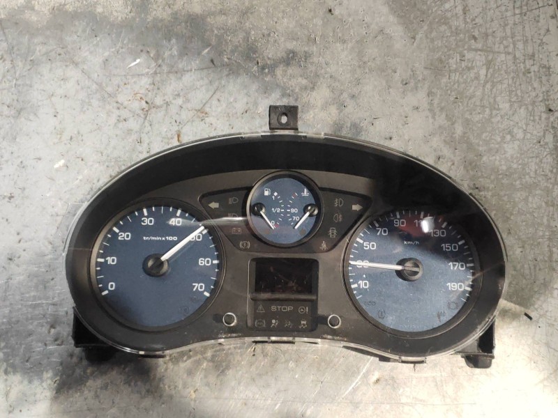 Recambio de cuadro instrumentos para peugeot partner kombi active referencia OEM IAM 9801641380 503001316552 
