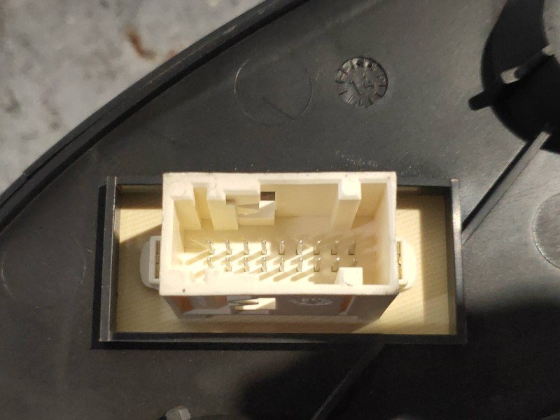 Recambio de cuadro instrumentos para peugeot partner kombi active referencia OEM IAM 9801641380 503001316552 