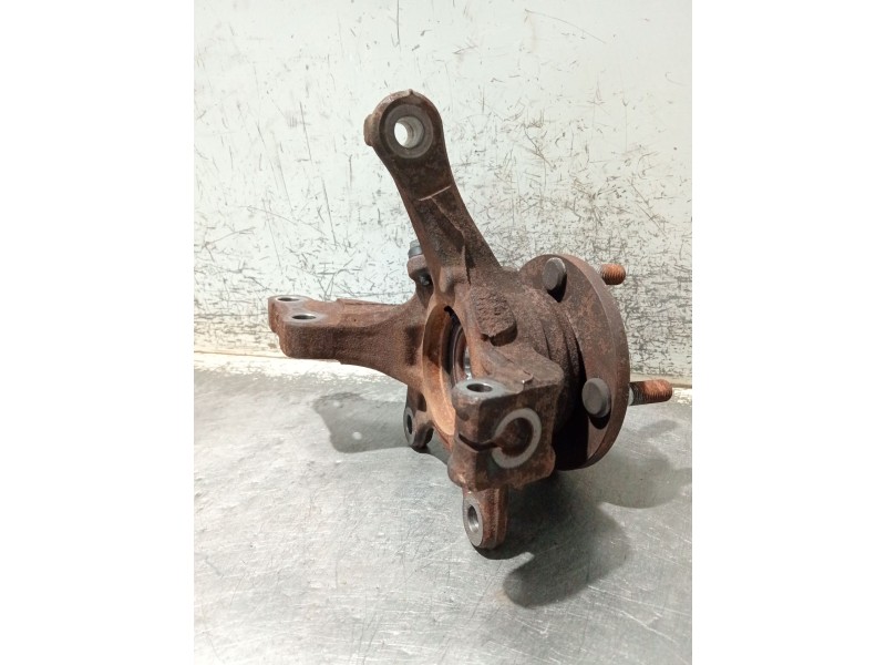 Recambio de mangueta delantera derecha para nissan note acenta referencia OEM IAM 400143VU0H  