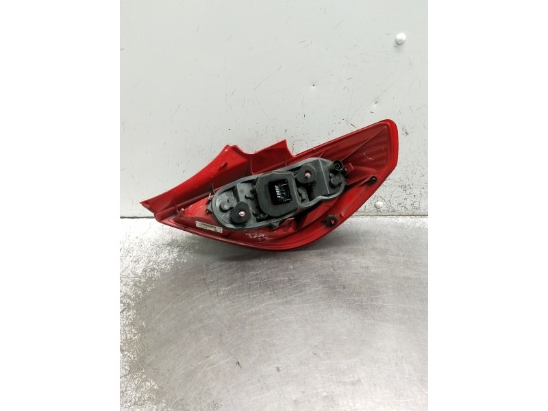Recambio de piloto trasero izquierdo para opel corsa d (s07) 1.3 cdti (l08, l68) referencia OEM IAM 13186350 89038960A 
