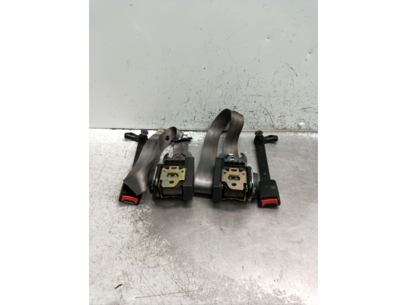 Recambio de juego cinturones delantero para opel corsa d (s07) 1.3 cdti (l08, l68) referencia OEM IAM   