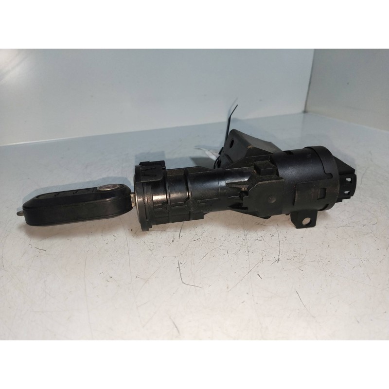 Recambio de conmutador de arranque para fiat bravo (198) 1.4 16v cat referencia OEM IAM 0051793869 61083600 
