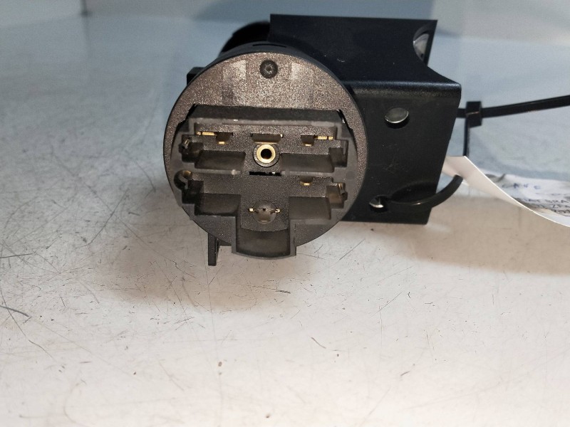 Recambio de conmutador de arranque para fiat bravo (198) 1.4 16v cat referencia OEM IAM 0051793869 61083600 