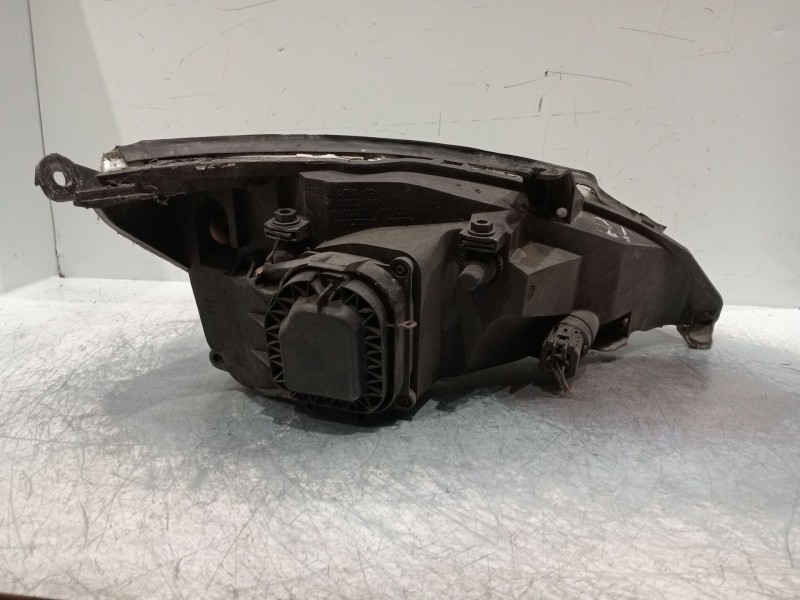 Recambio de faro izquierdo para ford focus turnier (cak) ambiente referencia OEM IAM   