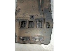 Recambio de caja reles / fusibles para renault megane ii classic berlina confort authentique referencia OEM IAM 8200306435 s1184 2