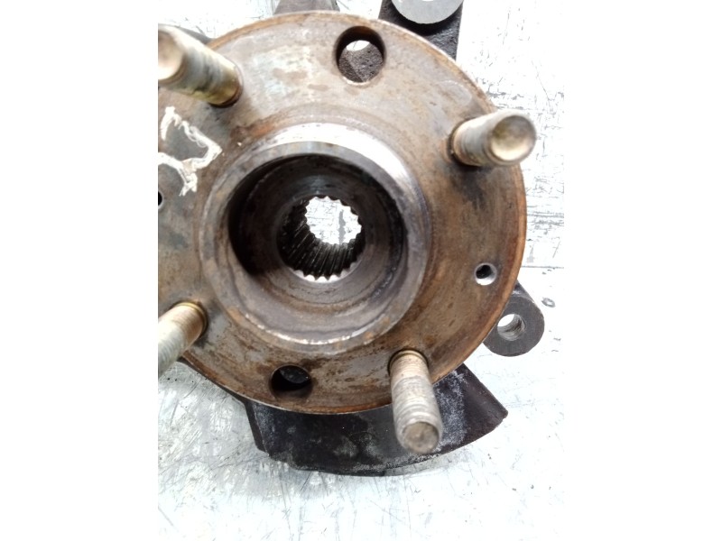 Recambio de mangueta delantera derecha para daewoo kalos (klas) 1.4 referencia OEM IAM   