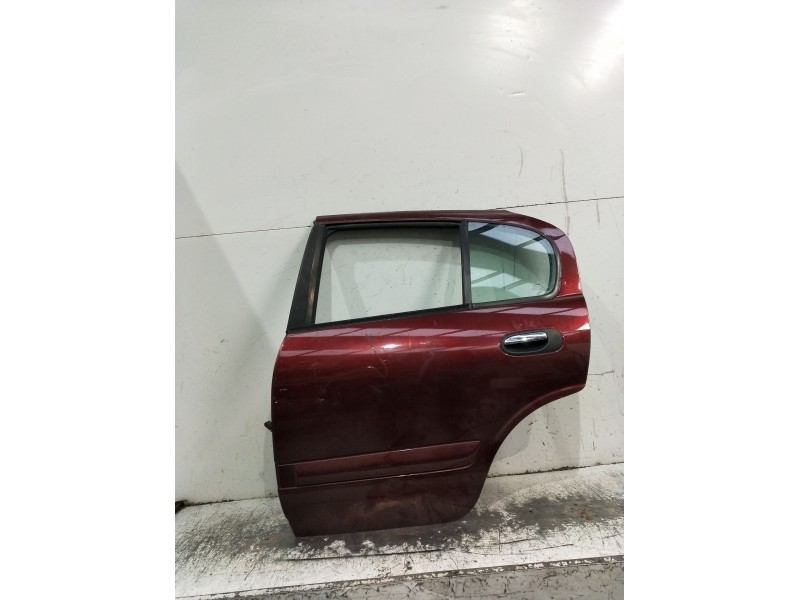 Recambio de puerta trasera izquierda para nissan almera ii (n16) 1.5 referencia OEM IAM 5P  