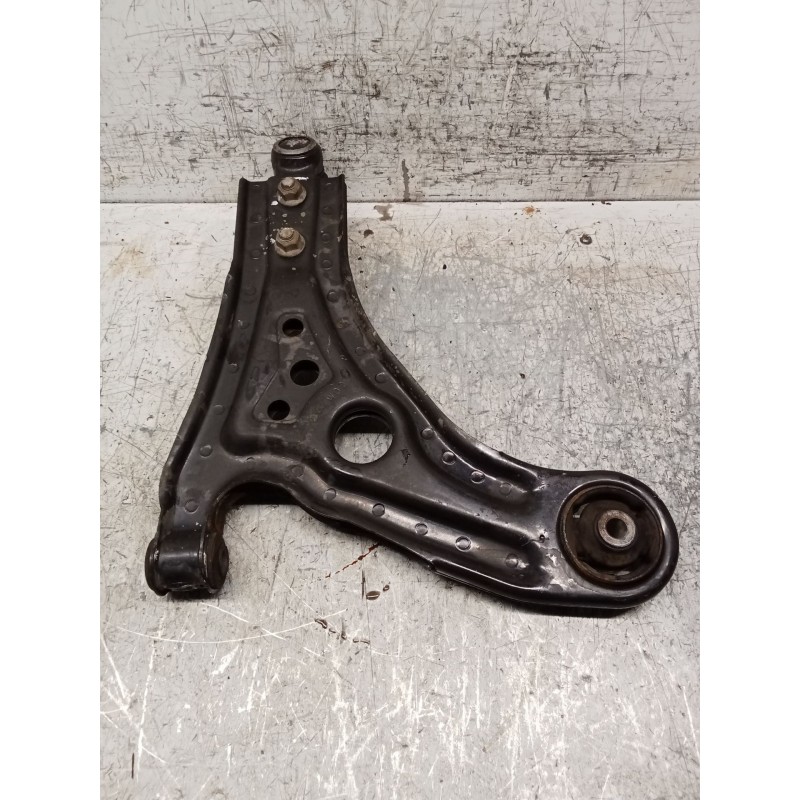 Recambio de brazo suspension inferior delantero izquierdo para daewoo kalos (klas) 1.4 referencia OEM IAM   