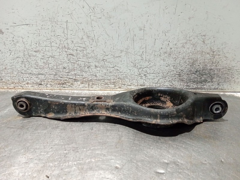 Recambio de brazo suspension inferior trasero derecho para ford focus ii turnier (da_, ffs, ds) 1.6 tdci referencia OEM IAM 4M51