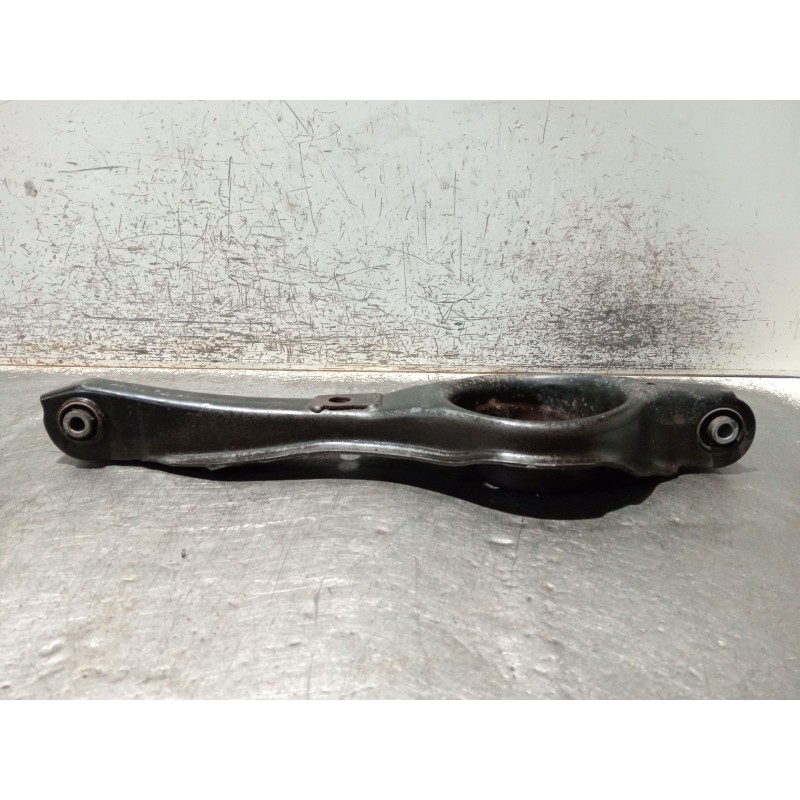 Recambio de brazo suspension inferior trasero izquierdo para ford focus ii turnier (da_, ffs, ds) 1.6 tdci referencia OEM IAM 4M